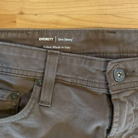 AG Adriano Goldschmied Everett Size 33x34 Slim Straight Brown Chino Pants Mens - Picture 4 of 13